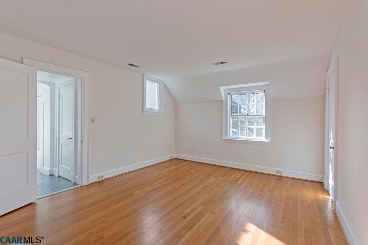 1536 Dairy Road Charlottesville, VA 22903 - Photo 22 of 37 Gallery Image 22