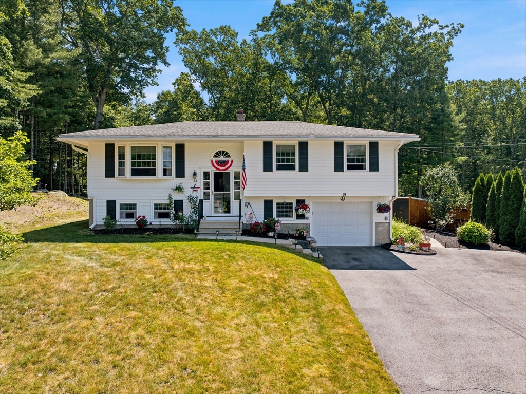 24 Old Stage Road Chelmsford, MA 01824 - Photo 1 of 27