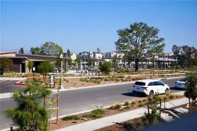 $5,200 | 321 Loon, Irvine, CA 92618