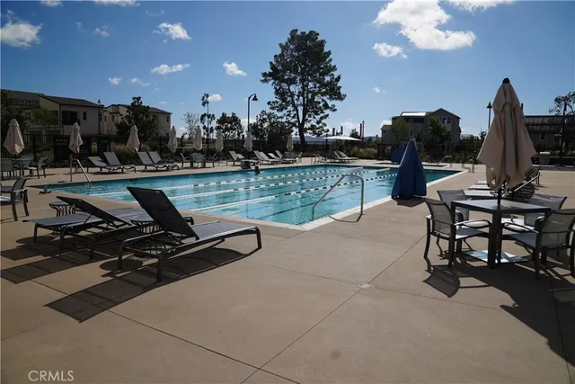$5,200 | 321 Loon, Irvine, CA 92618
