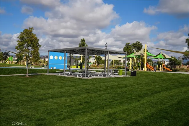 $5,200 | 321 Loon, Irvine, CA 92618