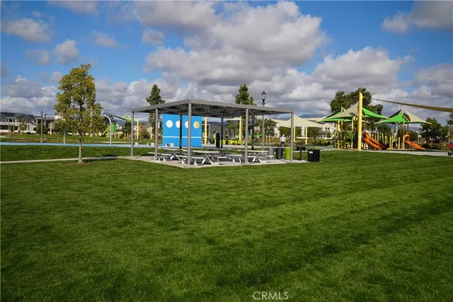 $5,200 | 321 Loon, Irvine, CA 92618