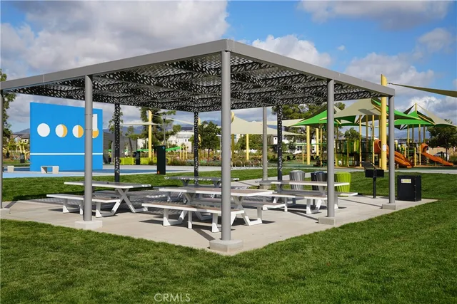 $5,200 | 321 Loon, Irvine, CA 92618