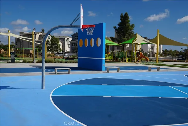 $5,200 | 321 Loon, Irvine, CA 92618