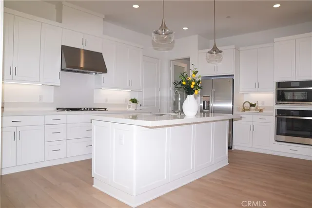 $5,200 | 321 Loon, Irvine, CA 92618