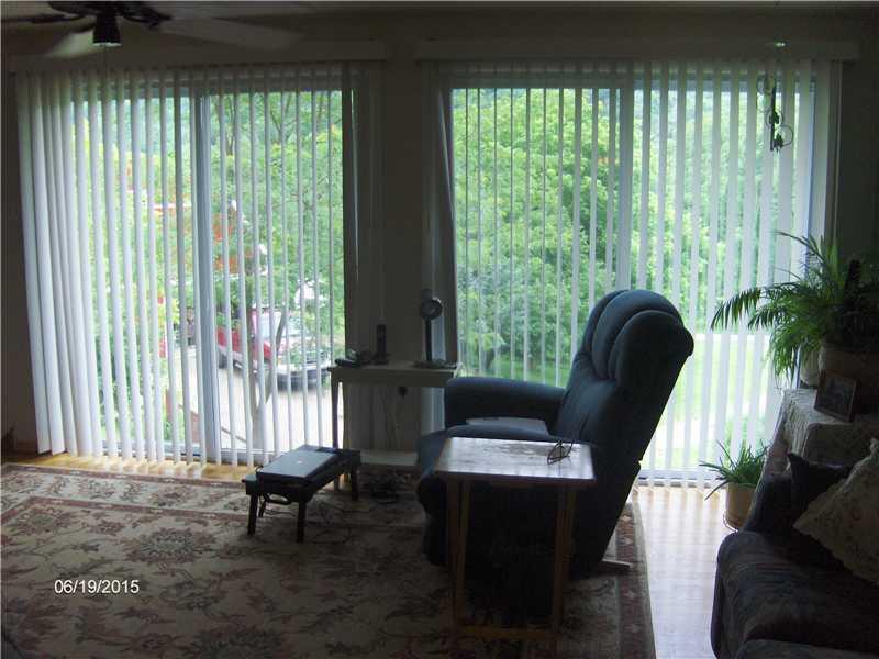 217 Bartleyville Road Burgettstown, PA 15021 - Photo 2 of 20 Living Room.