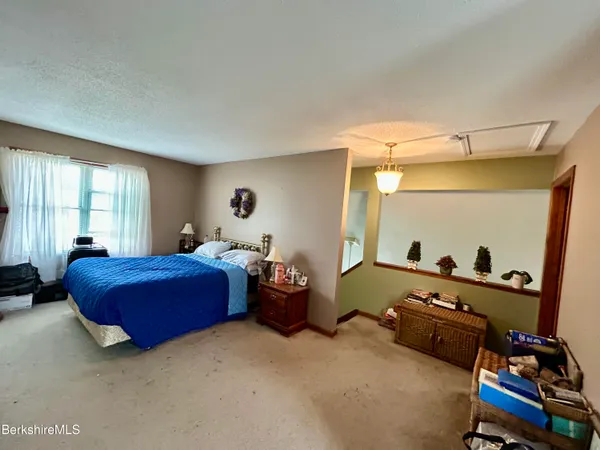 $339,900 | 20 Richmond Way, Chicopee, MA 01022