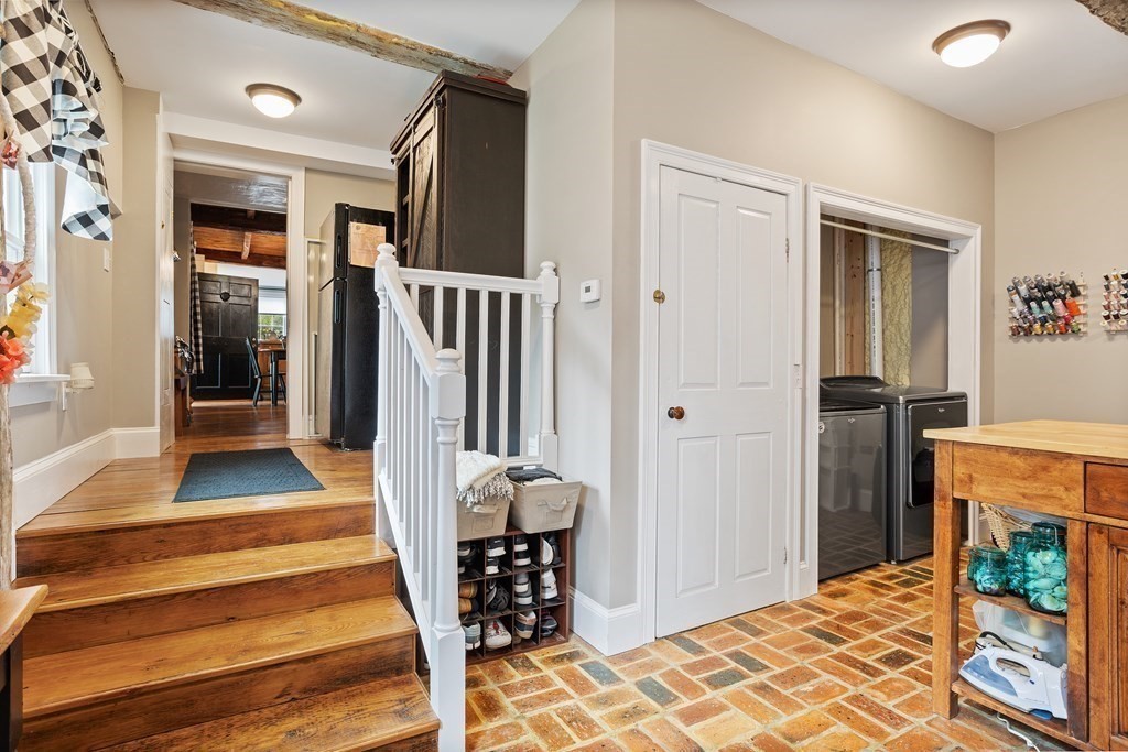 13 Turnpike Road Townsend, MA 01469 - Photo 23 of 40