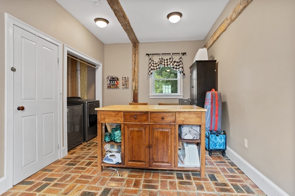 13 Turnpike Road Townsend, MA 01469 - Photo 24 of 40
