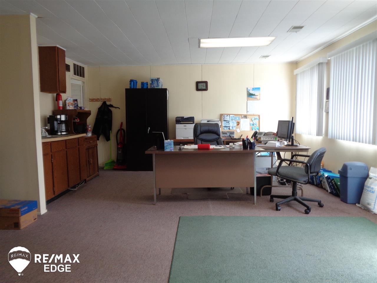 8087 Davison Road Davison, MI 48423 - Photo 42 of 46 31377730-43.JPG