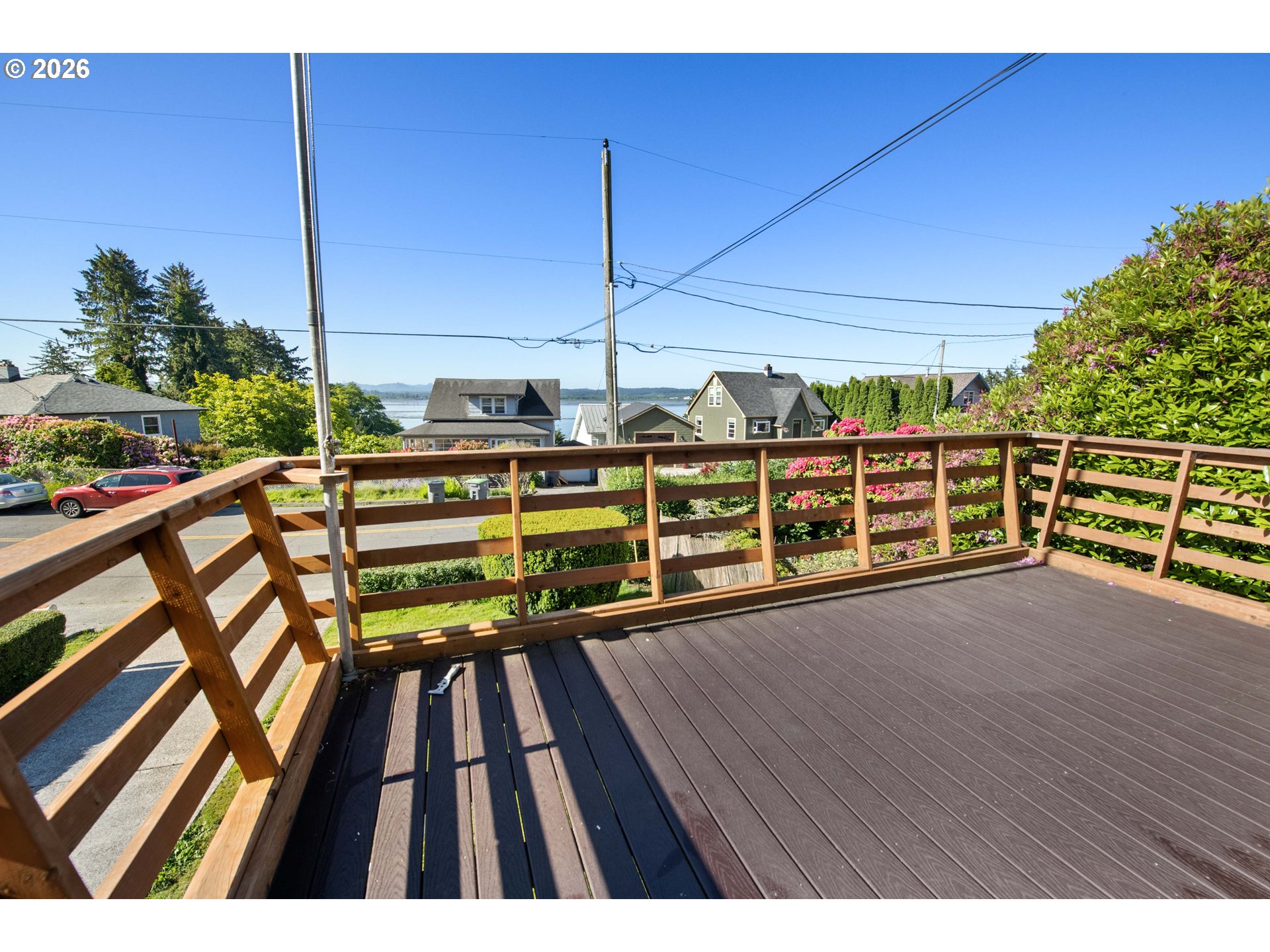 671 Florence Avenue Astoria, OR 97103 - Photo 9 of 48 Deck