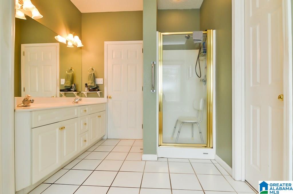 8528 Covington Way Leeds, AL 35094 - Photo 33 of 48