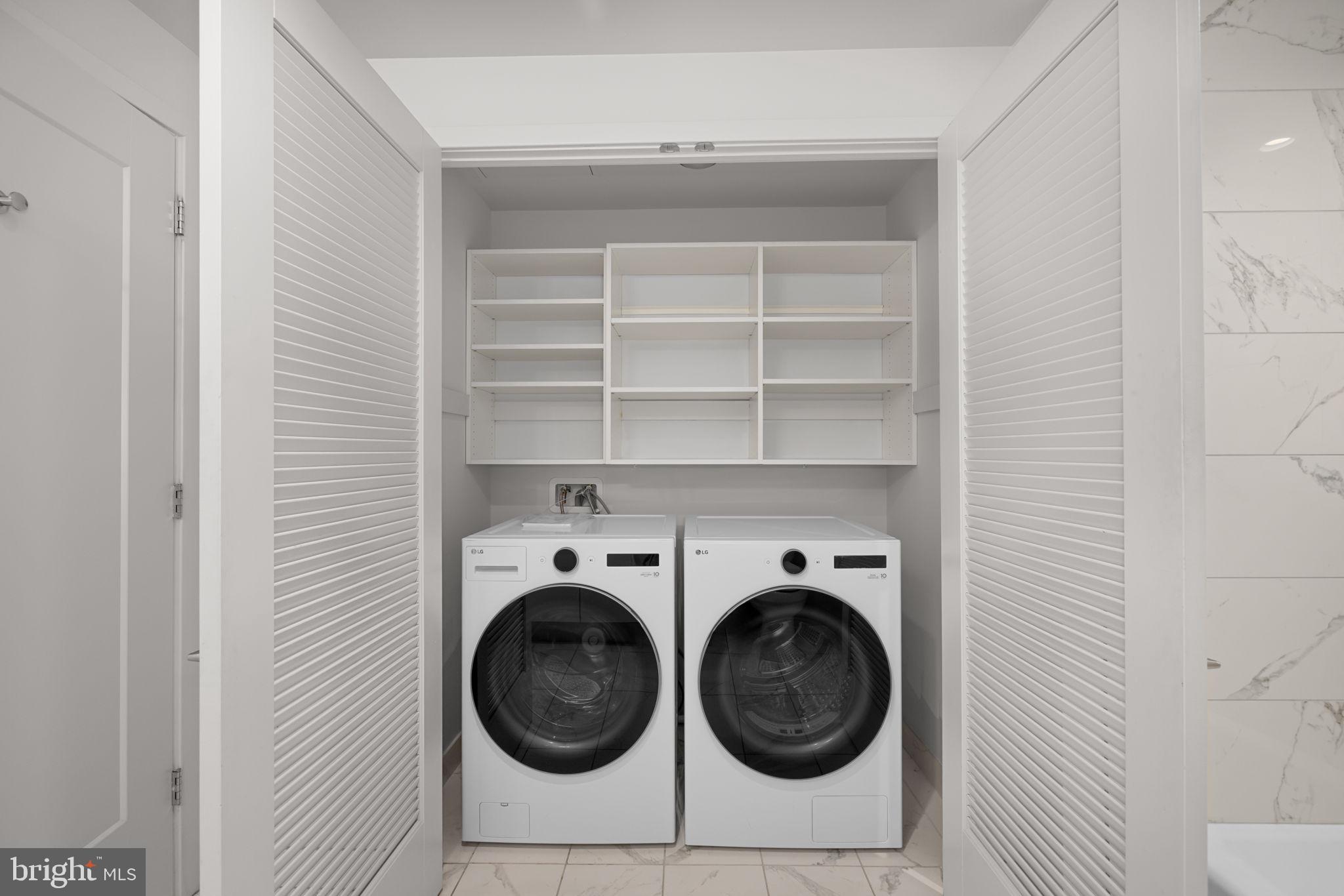 45 Sutton Square Southwest, Unit 406 Washington, DC 20024 - Photo 19 of 29 Laundry