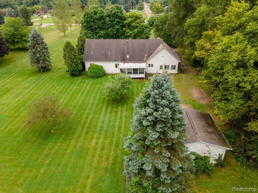 46376 Hull Road Belleville, MI 48111 - Photo 37 of 42