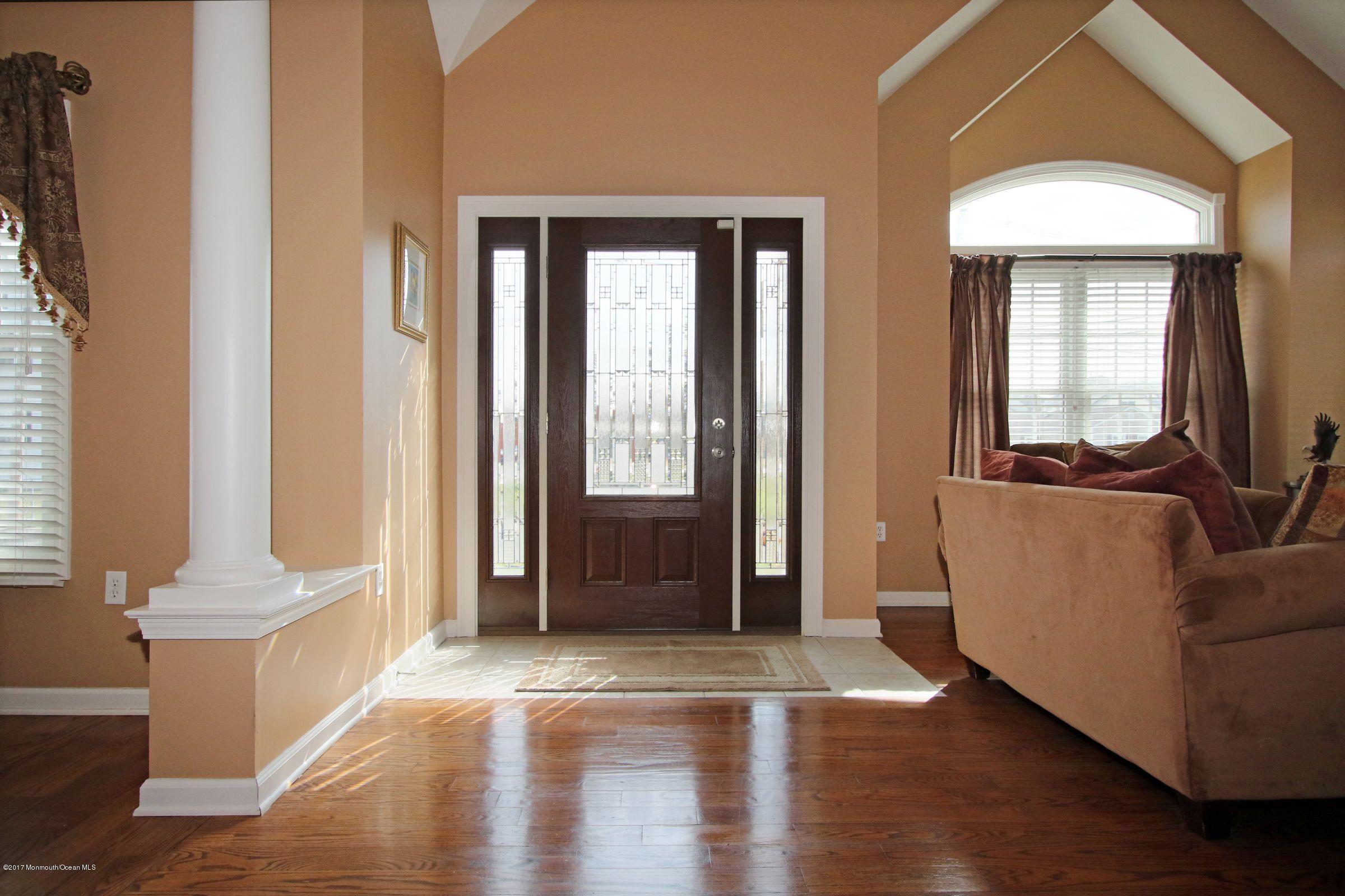 164 E Road Belford, NJ 07718 - Photo 2 of 34 165163803_Hd06SrPs_IMG_2904a