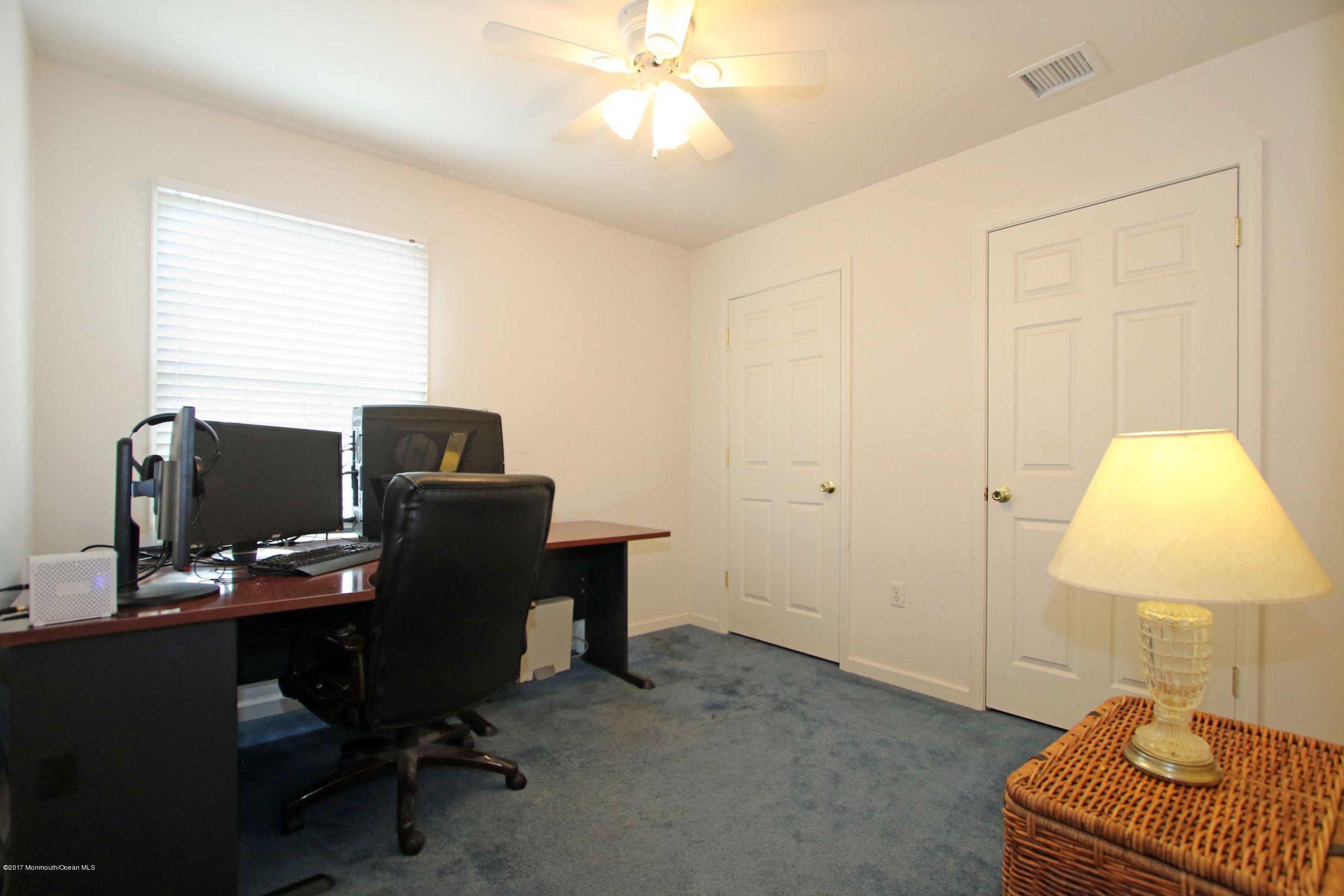 164 E Road Belford, NJ 07718 - Photo 27 of 34 165163831_C9iLUyqN_IMG_3002a