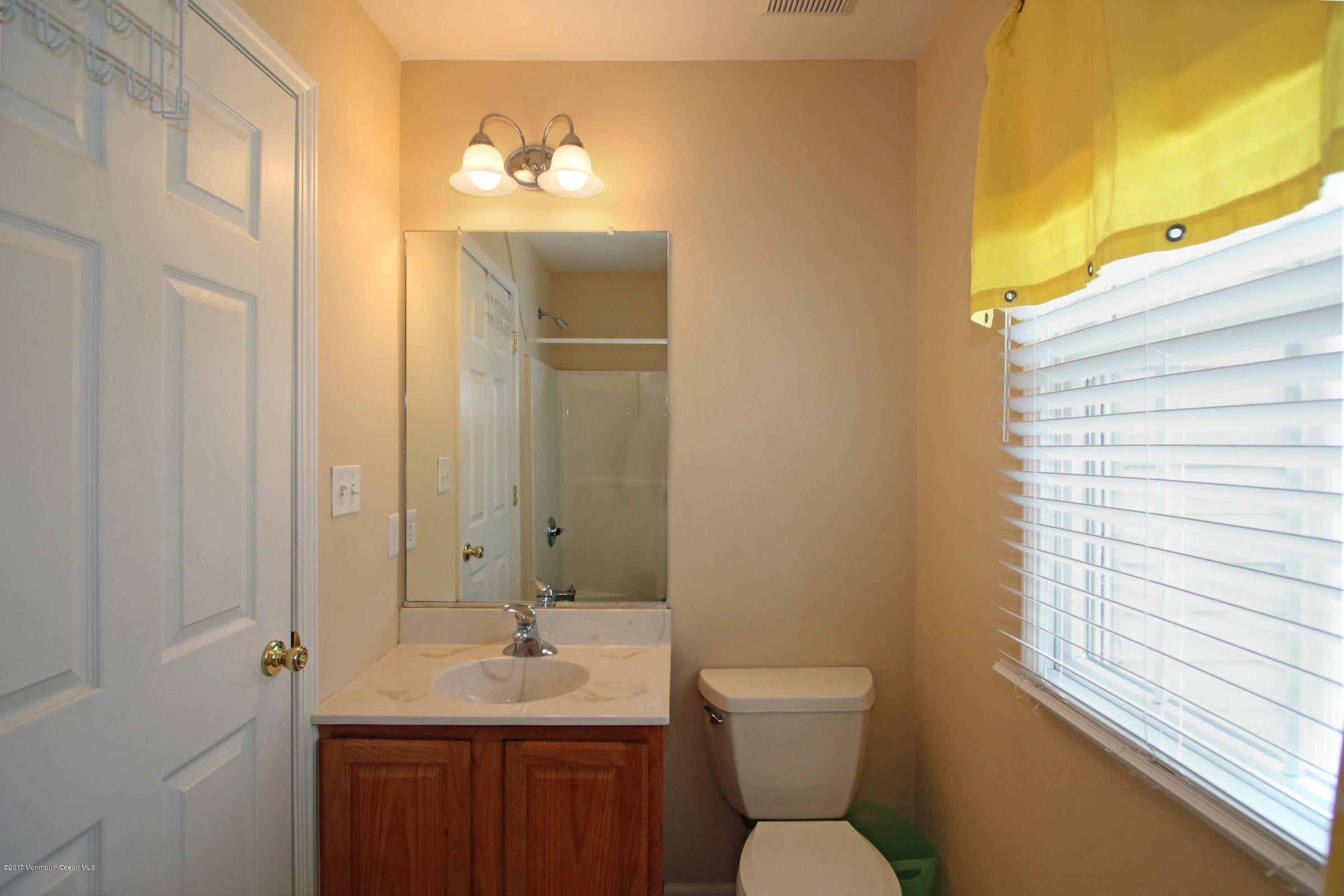164 E Road Belford, NJ 07718 - Photo 29 of 34 165163833_bhJZacVn_IMG_3006a