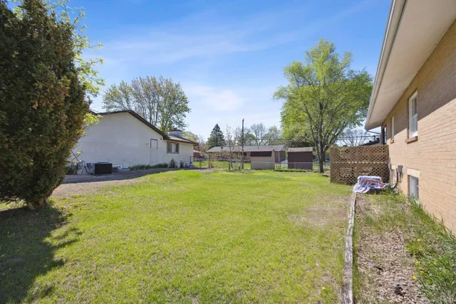 $300,000 | 8040 Xenia Avenue North, Brooklyn Park, MN 55443