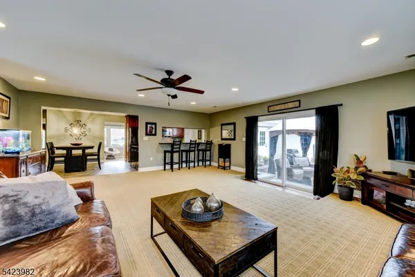 $885,000 | 1 Demott Drive, Whitehouse Station, NJ 08889
