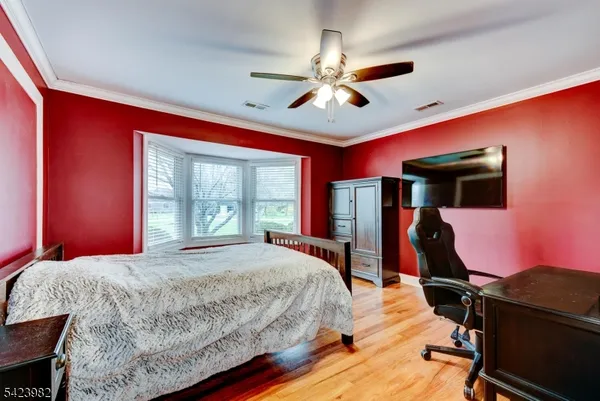 $885,000 | 1 Demott Drive, Whitehouse Station, NJ 08889