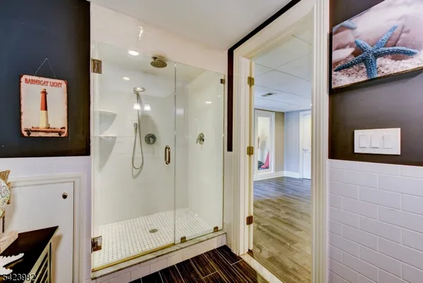 $885,000 | 1 Demott Drive, Whitehouse Station, NJ 08889