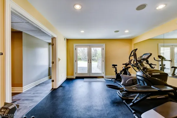 $885,000 | 1 Demott Drive, Whitehouse Station, NJ 08889