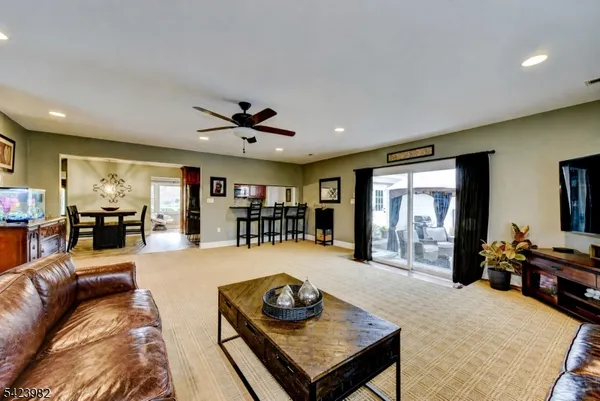 $885,000 | 1 Demott Drive, Whitehouse Station, NJ 08889