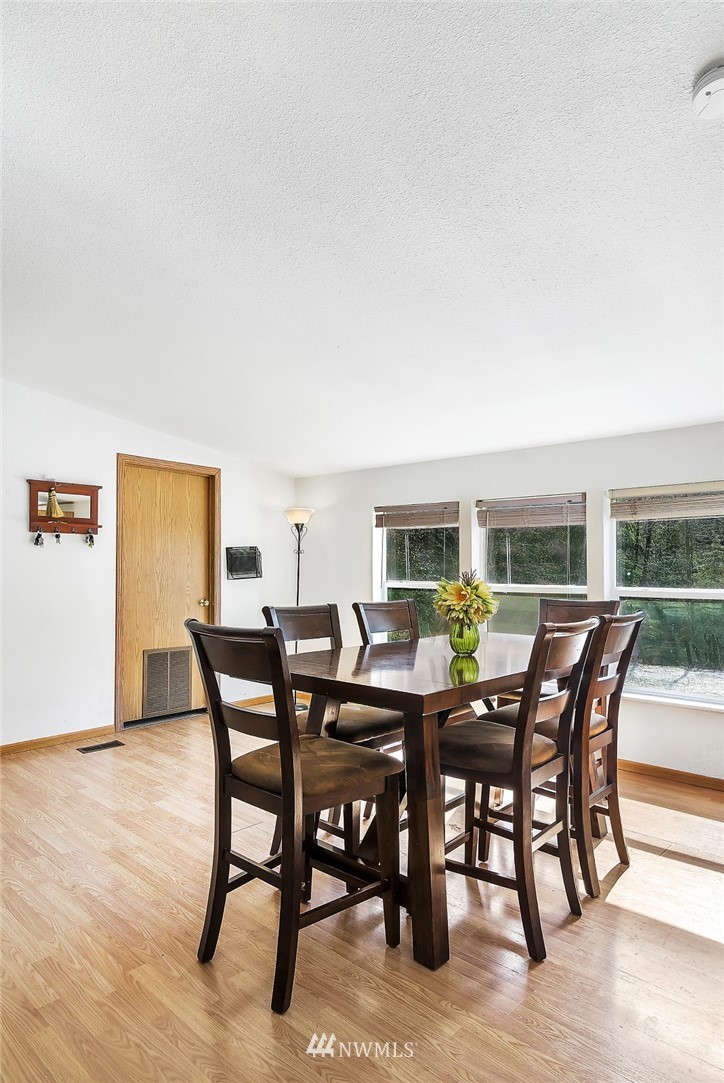 28260 Lake Cavanaugh Road Mount Vernon, WA 98274 - Photo 9 of 25 Gallery Image 9