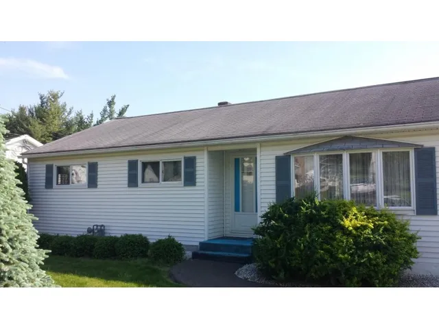 $2,000 | 908 Case Drive, Vestal, NY 13850