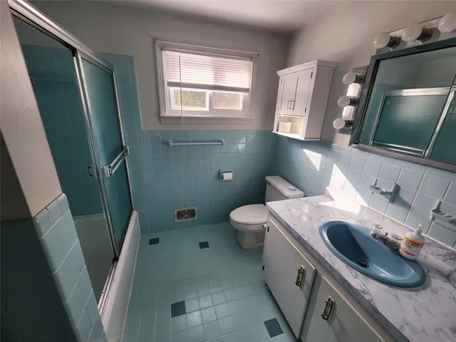 $2,000 | 908 Case Drive, Vestal, NY 13850