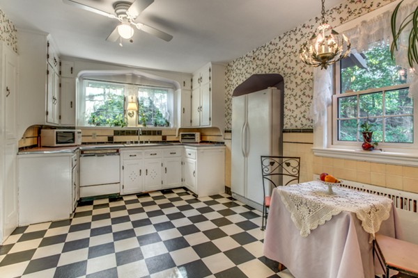 7 Upland Road West Arlington, MA 02474 - Photo 12 of 30 Gallery Image 12