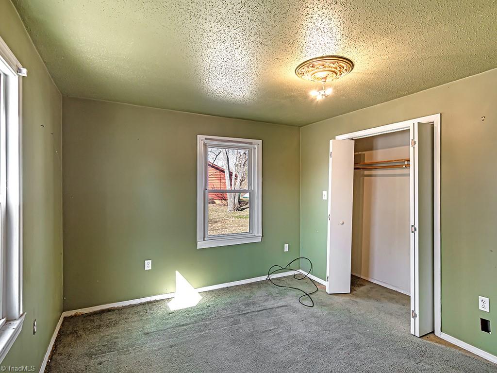 625 Paramount Street High Point, NC 27260 - Photo 11 of 21 Gallery Image 11