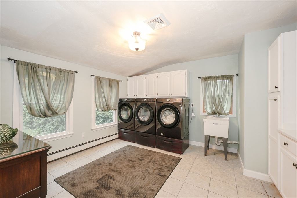 25 Autumn Road Wrentham, MA 02093 - Photo 27 of 42 Gallery Image 27