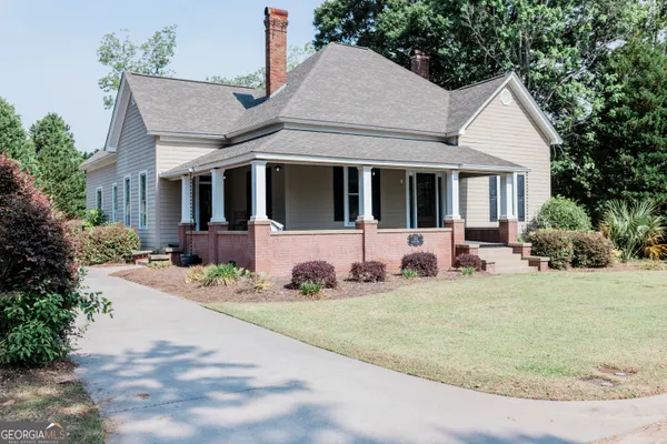 $2,800 | 610 North Ridge Avenue, Tifton, GA 31794