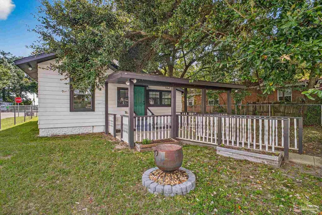 $209,600 | 2400 West Gadsden Street, Pensacola, FL 32505