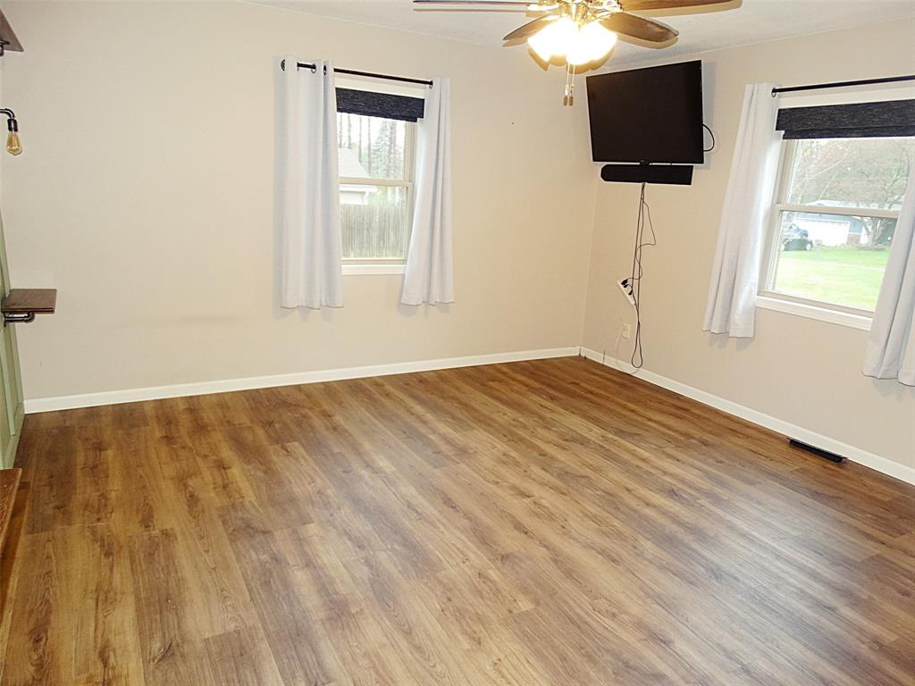 812 East Barker Street Rice Lake, WI 54868 - Photo 16 of 26