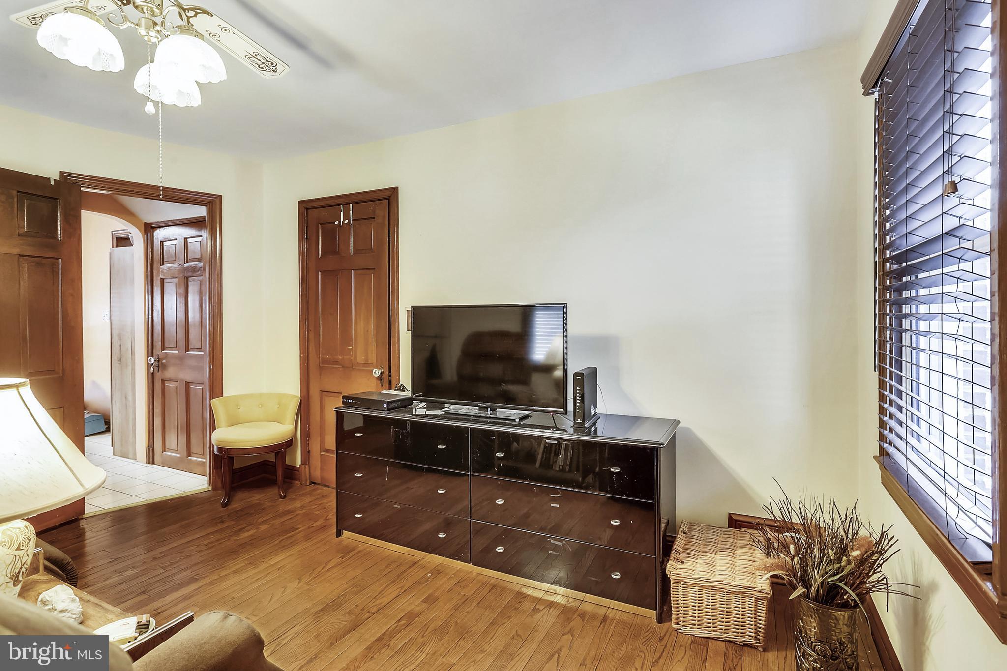Main level bedroom