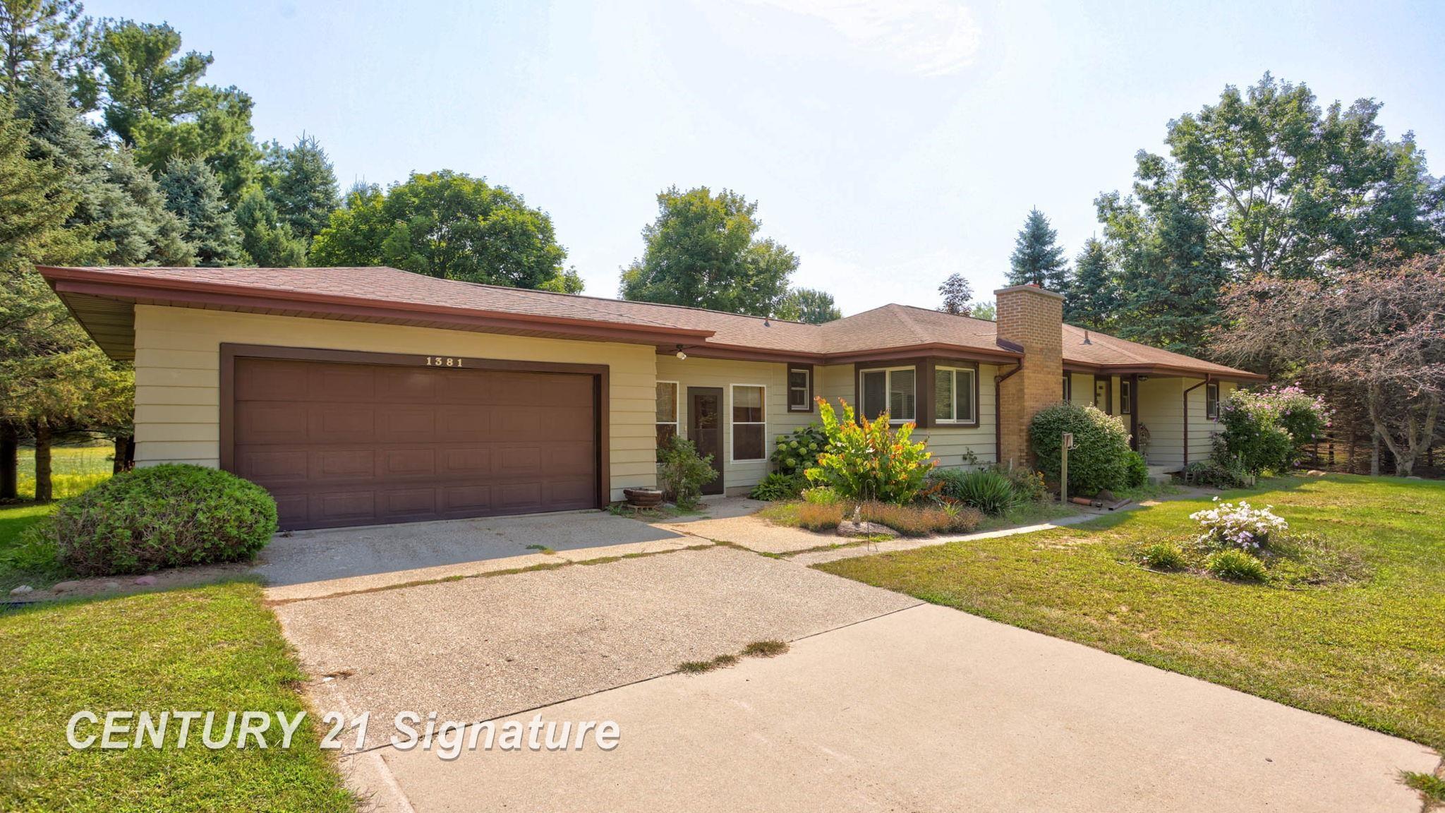 1381 South Brennan Road Hemlock, MI 48626 - Photo 7 of 63