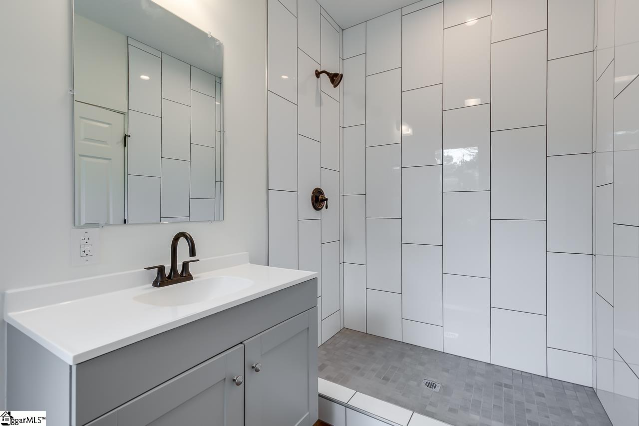 115 Ellison Circle Easley, SC 29640 - Photo 20 of 25 Gallery Image 20