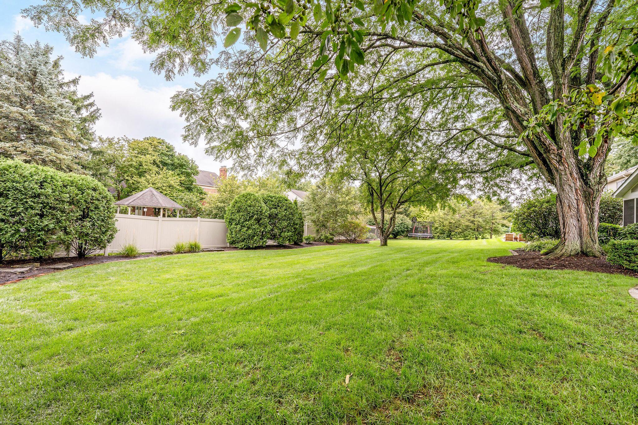 2405 Sandover Road Columbus, OH 43220 - Photo 46 of 58 2405SandoverRd-18