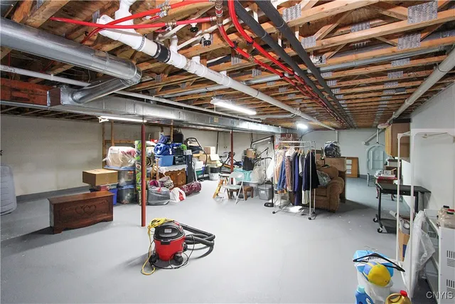 $299,900 | 8 Vrooman Road, Pitcairn, NY 13648