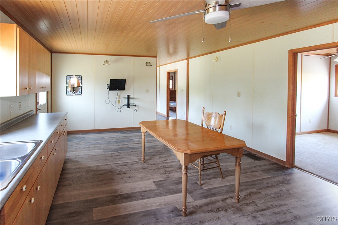 8 Vrooman Road Pitcairn, NY 13648 - Photo 4 of 37