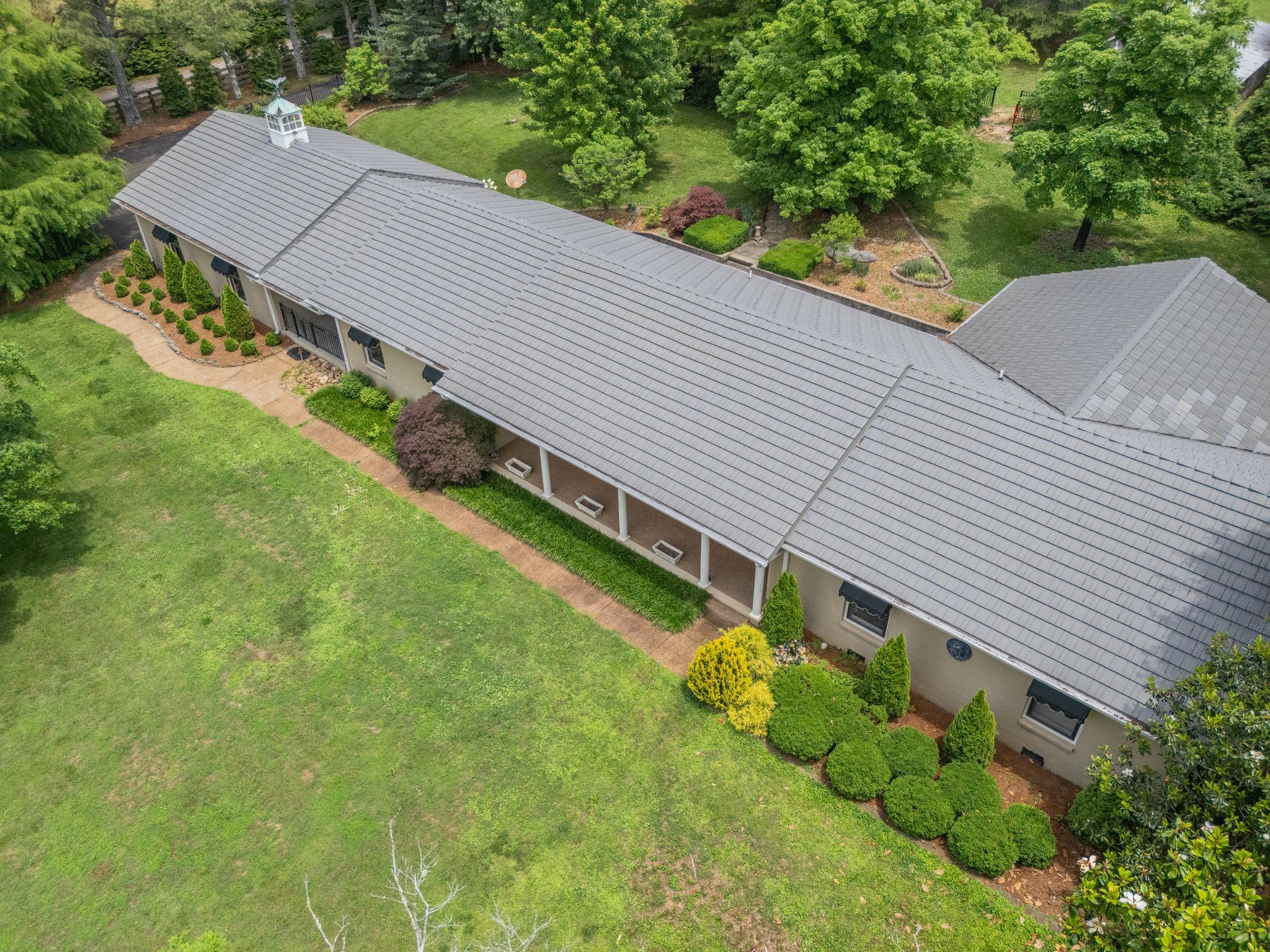 9133 12 Corners Road Lascassas, TN 37085 - Photo 3 of 56