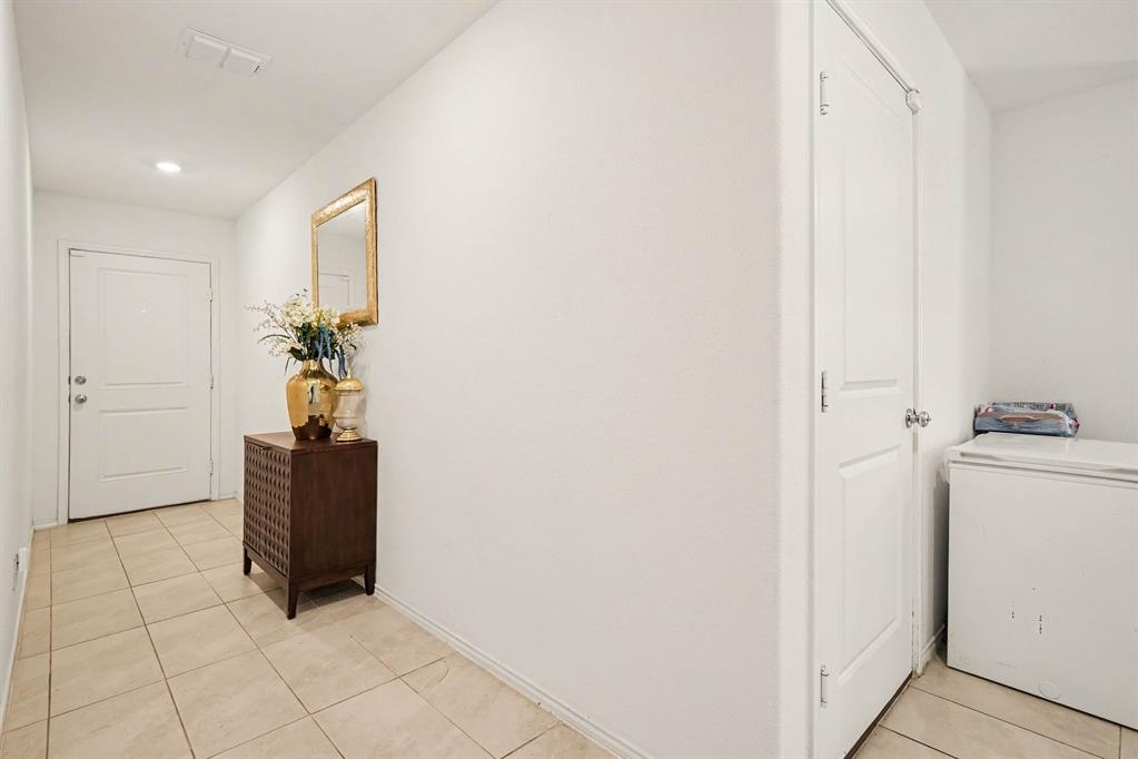 2908 Roy Road Fort Worth, TX 76119 - Photo 23 of 27 Gallery Image 23