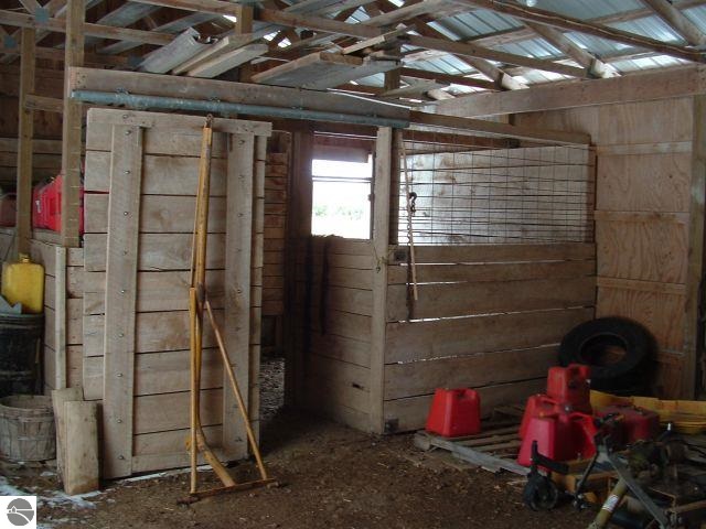 6715 Youker Road Grawn, MI 49637 - Photo 12 of 15 1794394-11.JPG