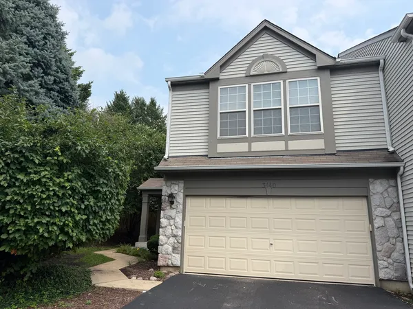 $2,450 | 3140 Ollerton Avenue, Aurora, IL 60502