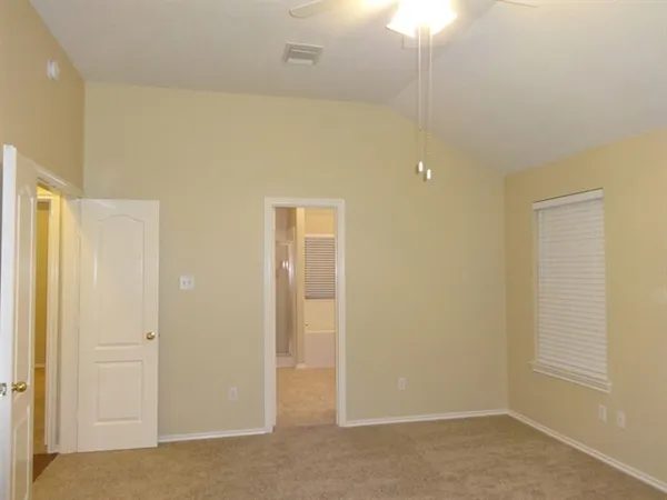 $2,060 | 20335 Mammoth Falls Drive, Tomball, TX 77375