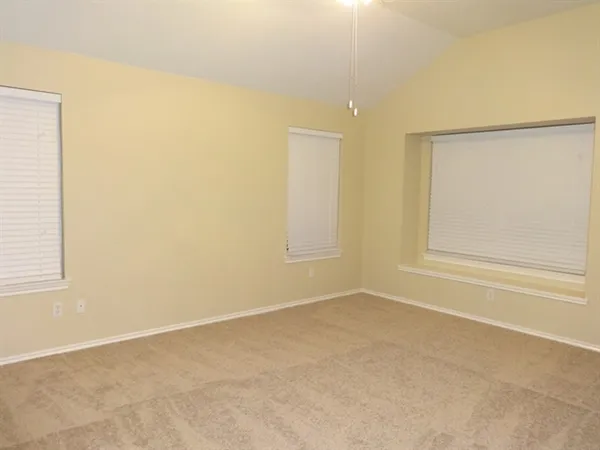 $2,060 | 20335 Mammoth Falls Drive, Tomball, TX 77375