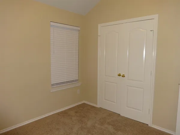 $2,060 | 20335 Mammoth Falls Drive, Tomball, TX 77375