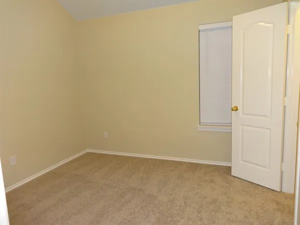 $2,060 | 20335 Mammoth Falls Drive, Tomball, TX 77375